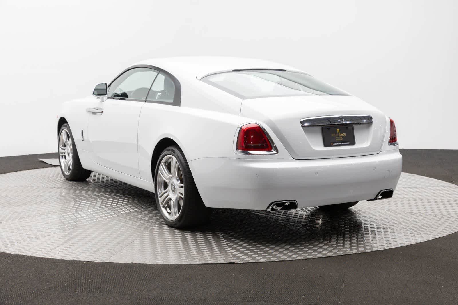 Certified 2018 Rolls-Royce Wraith RWD image 4