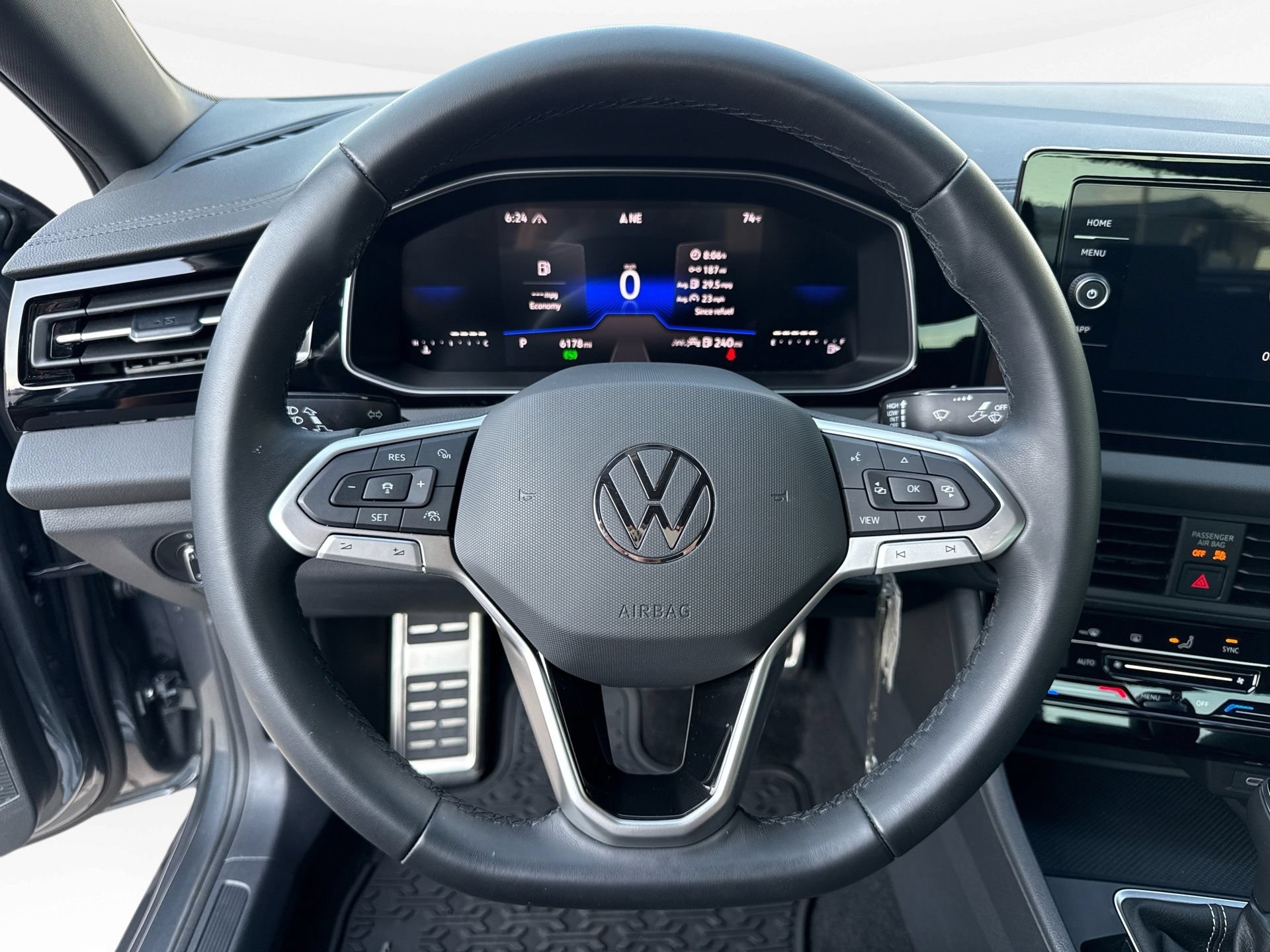 Used 2026 Volkswagen Jetta Sport FWD image 12