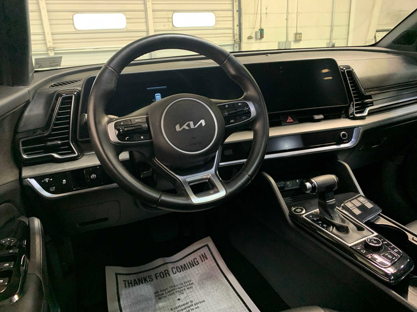 Used 2023 Kia Sportage X-Line w/ X-Line Premium Package image 4