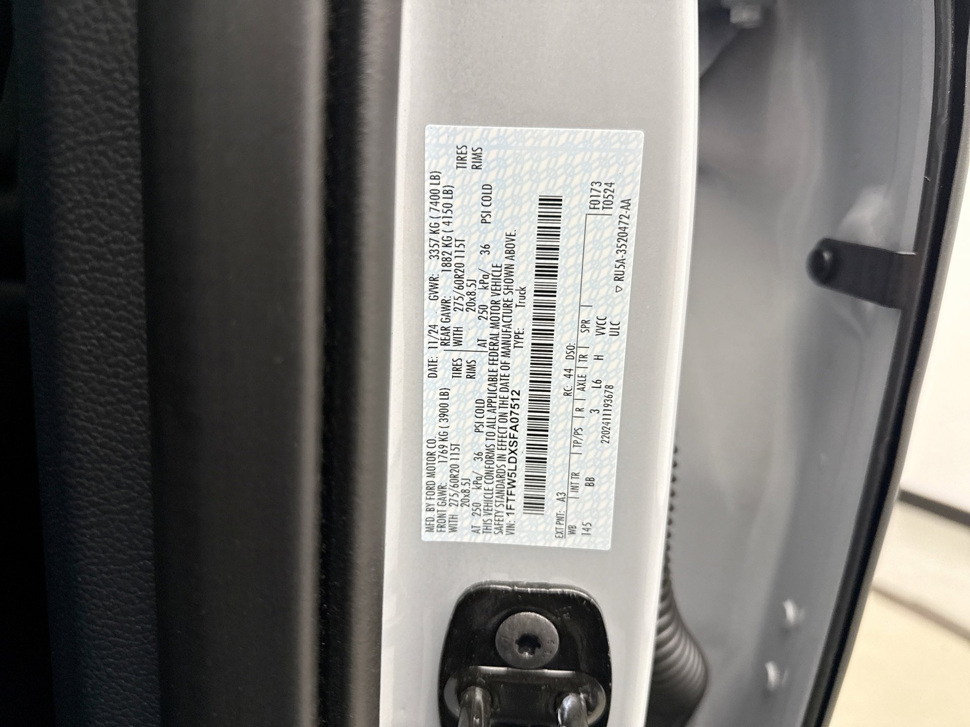 Used 2025 Ford F150 Lariat w/ Equipment Group 501A Mid AWD/4WD image 11