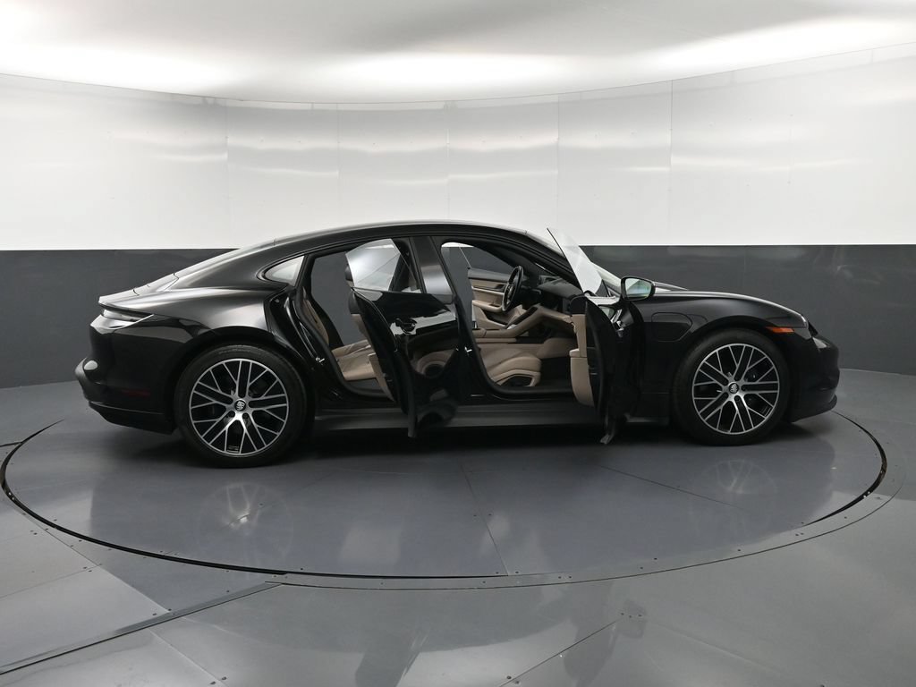 Certified 2021 Porsche Taycan RWD image 34