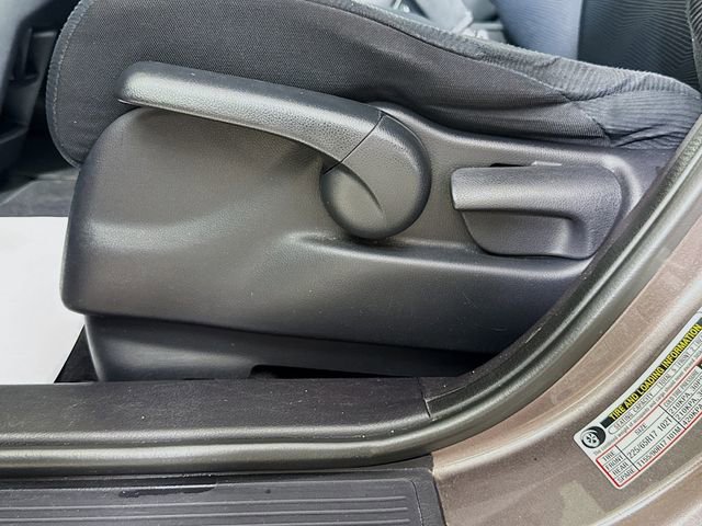 Used 2011 Honda CR-V LX image 19