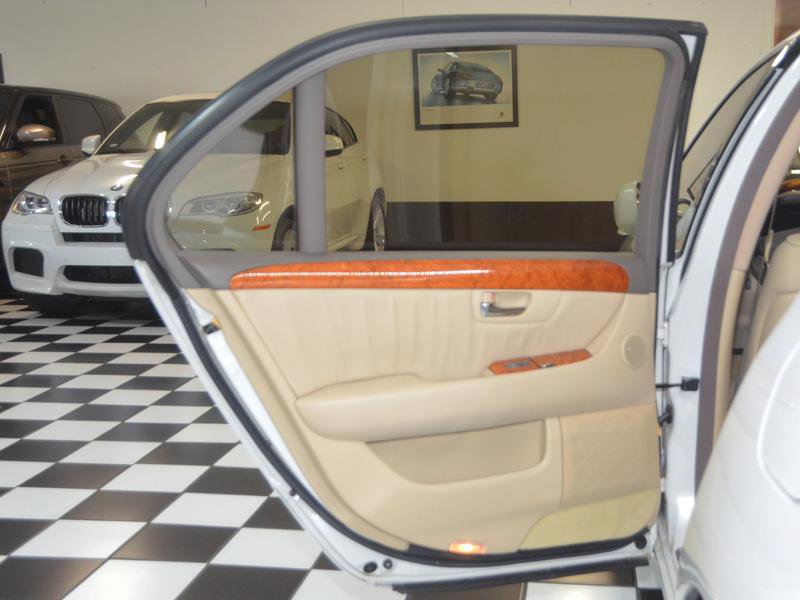 Used 2005 Lexus LS 430 RWD image 34