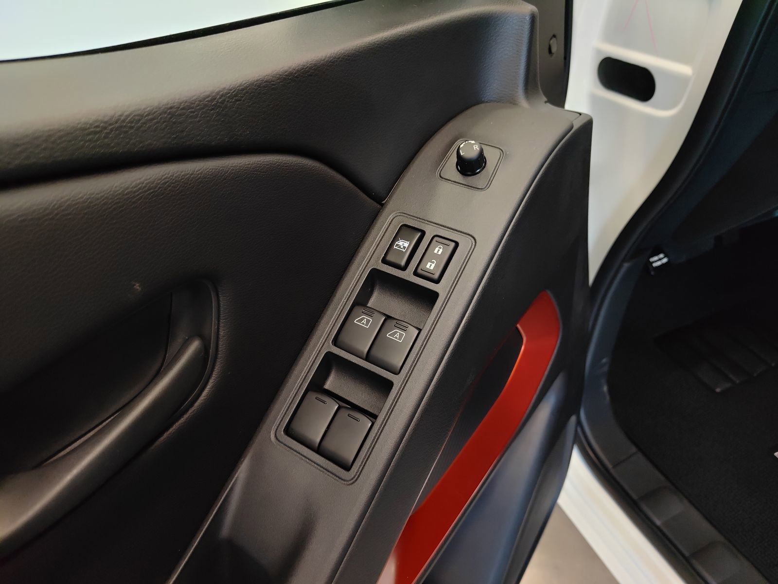 New 2026 Nissan Frontier PRO-4X image 9