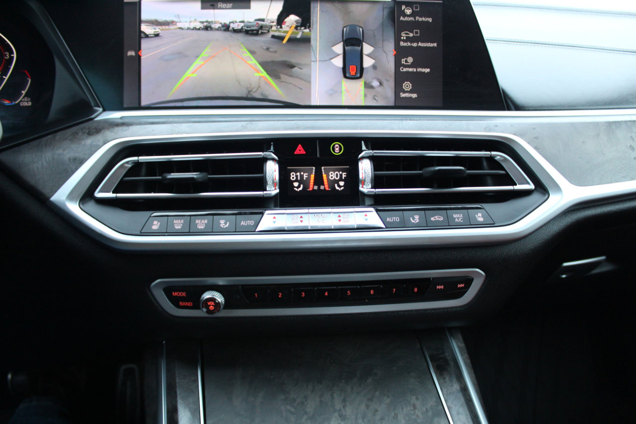 Used 2019 BMW X7 xDrive50i w/ Dynamic Handling Package image 19