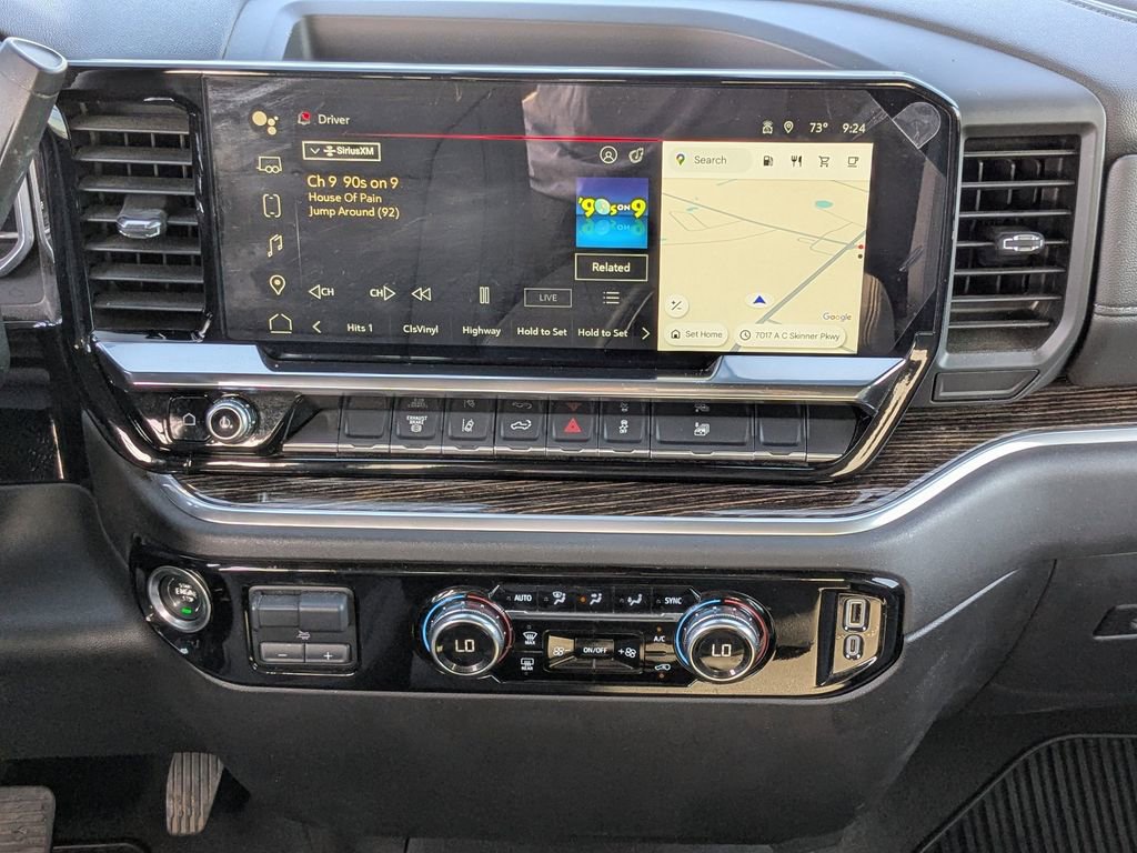 Used 2025 GMC Sierra 2500 SLE w/ SLE Convenience Package image 18