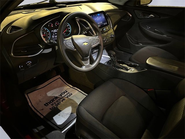 Used 2024 Chevrolet Malibu LT image 9