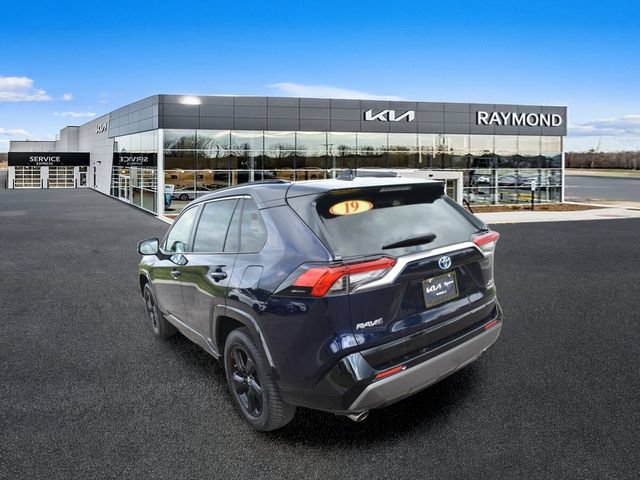 Used 2019 Toyota RAV4 XSE w/ XSE Weather Package AWD/4WD image 5