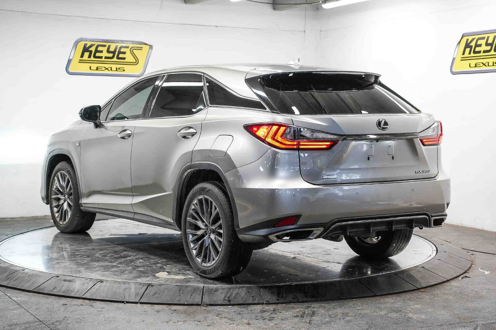 Used 2020 Lexus RX 350 F Sport w/ Cold Weather Package AWD/4WD image 2