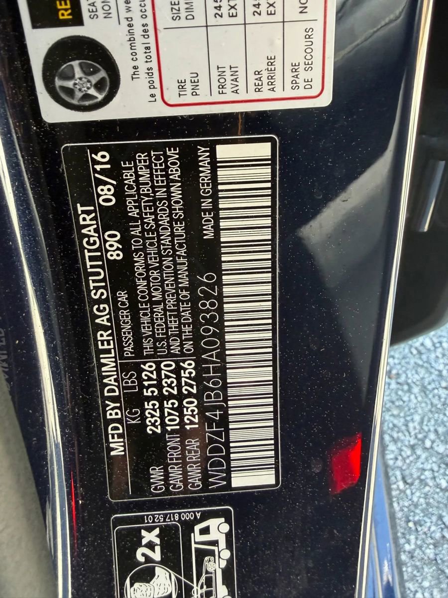 Used 2017 Mercedes-Benz E 300 image 28