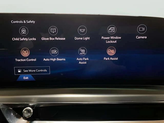 Used 2023 Cadillac Lyriq 2WD image 47