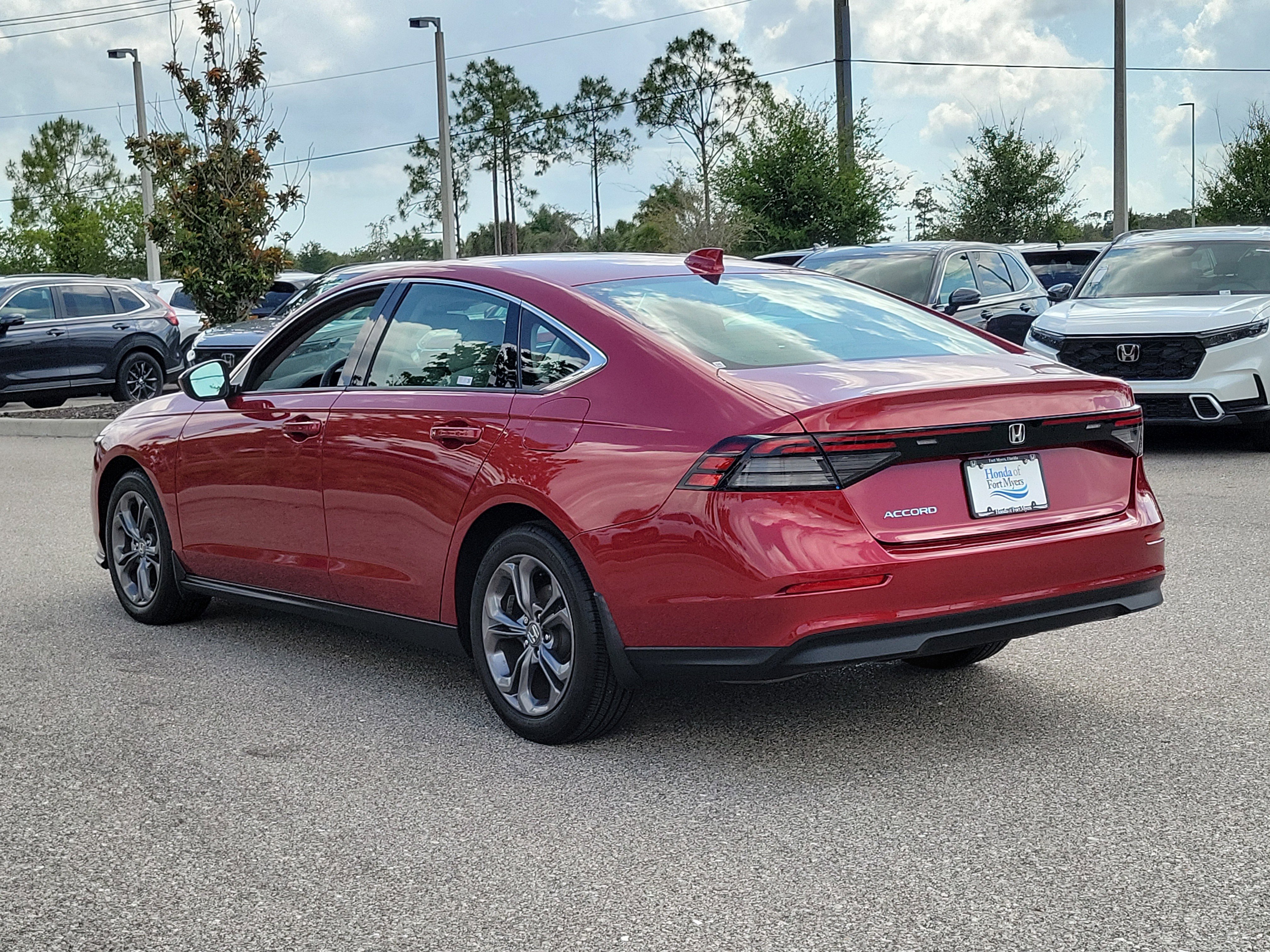 Used 2024 Honda Accord EX image 4