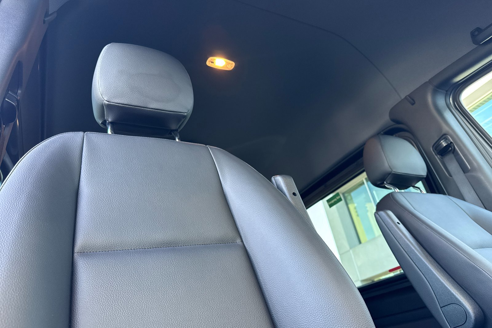 Used 2025 Mercedes-Benz Sprinter 2500 image 18