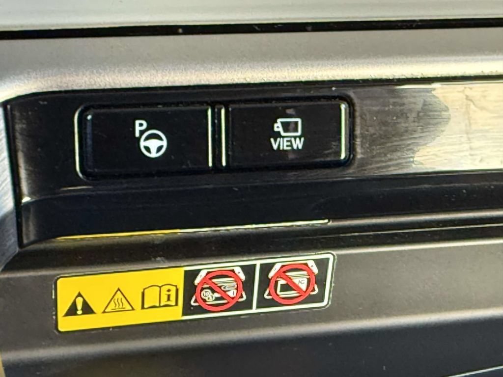 Used 2025 Lexus TX 500h AWD image 25