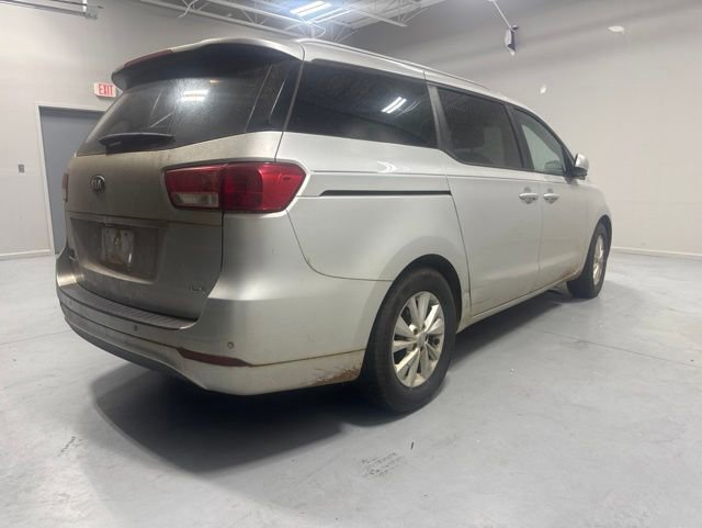 Used 2016 Kia Sedona LX w/ LX Convenience Package FWD image 5