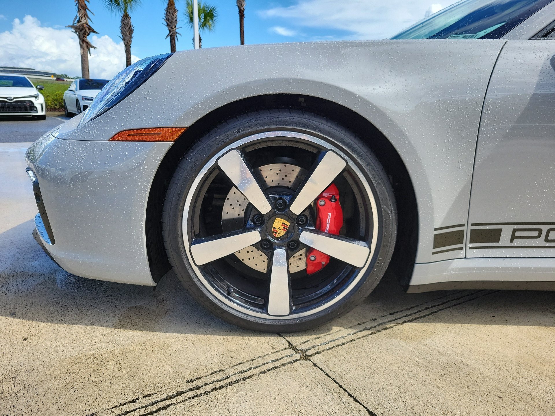 Used 2024 Porsche 911 Carrera 4S AWD/4WD image 7