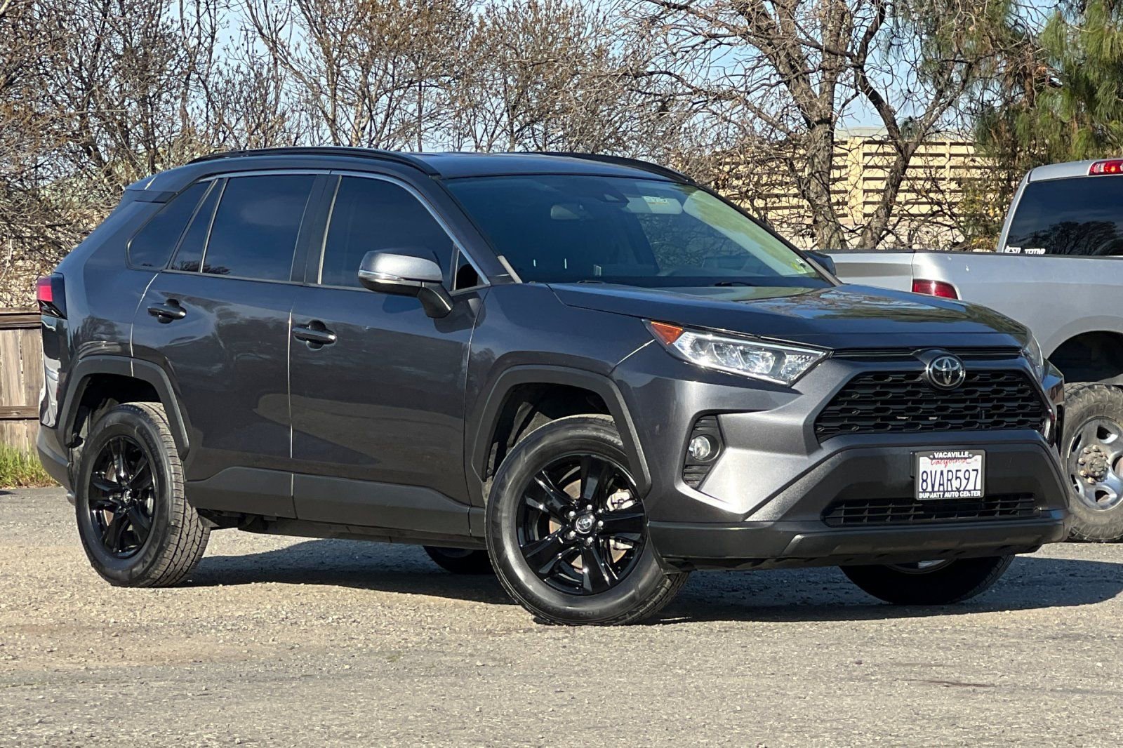 Used 2020 Toyota RAV4 XLE image 2