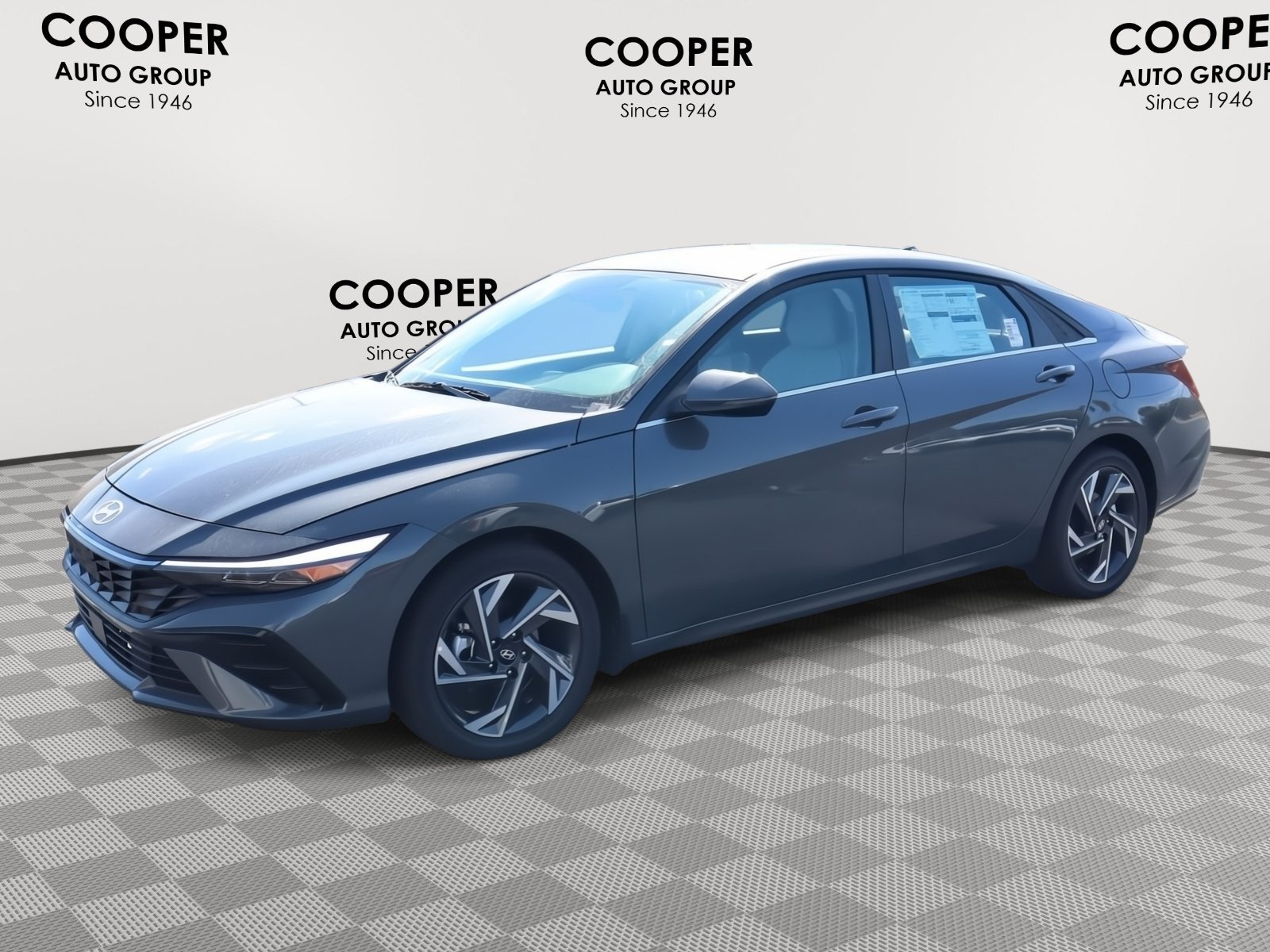 New 2026 Hyundai Elantra Limited FWD image 3