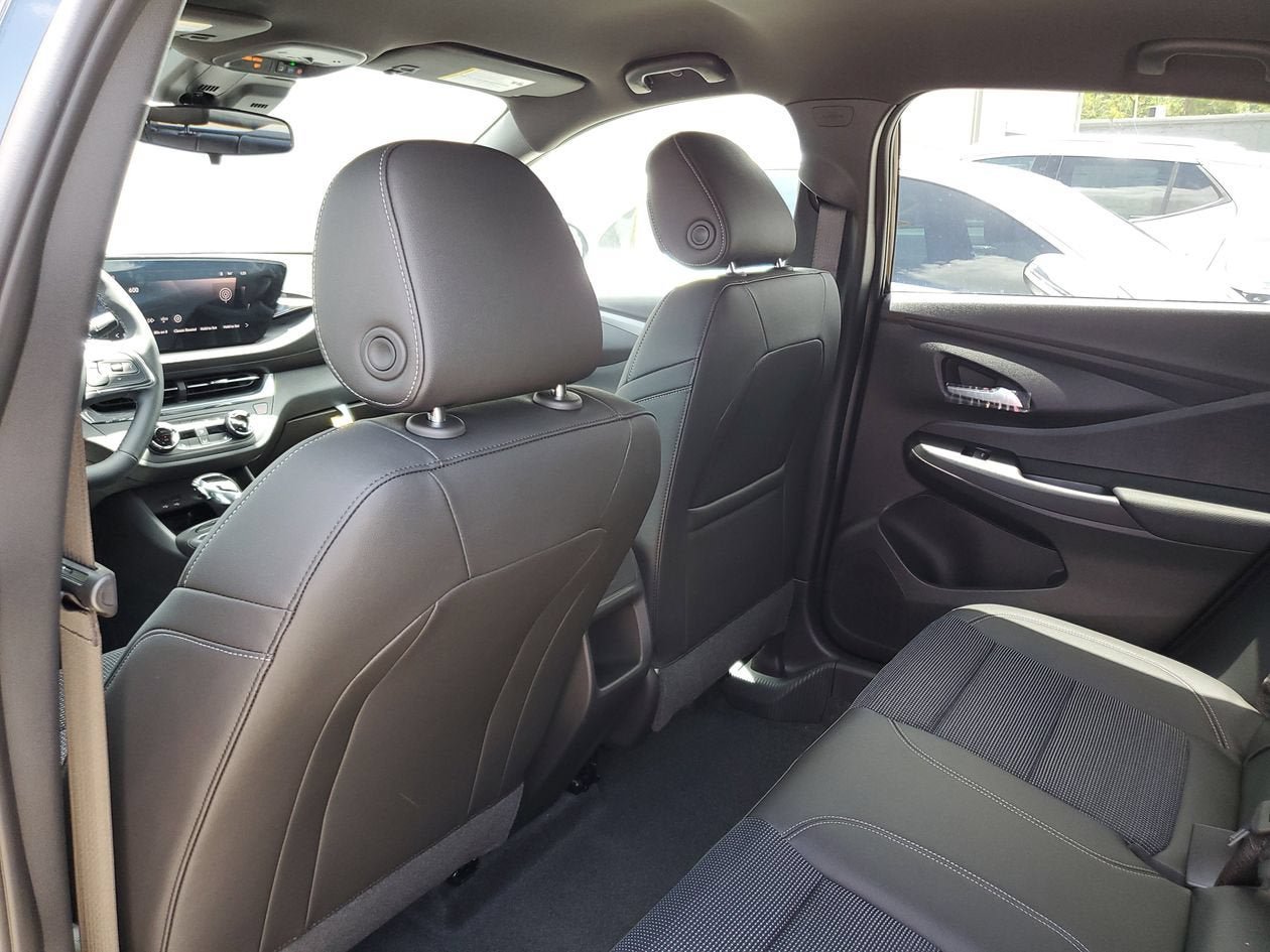 New 2026 Buick Envista Sport Touring w/ Convenience I Package FWD image 9