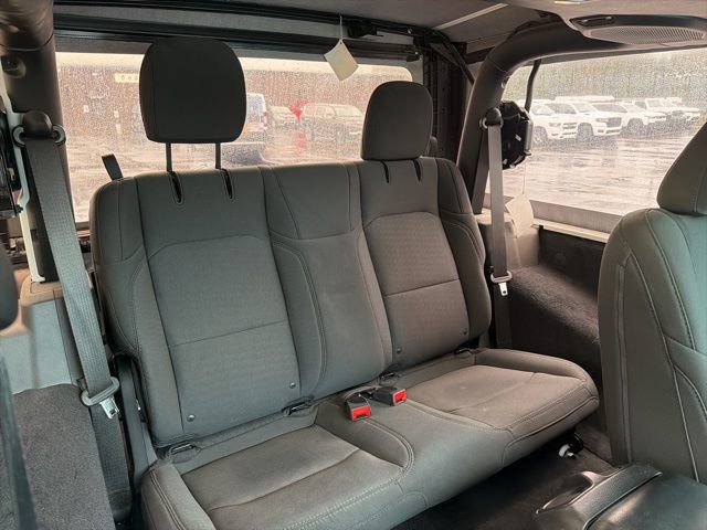 Certified 2021 Jeep Wrangler Sport AWD/4WD image 13