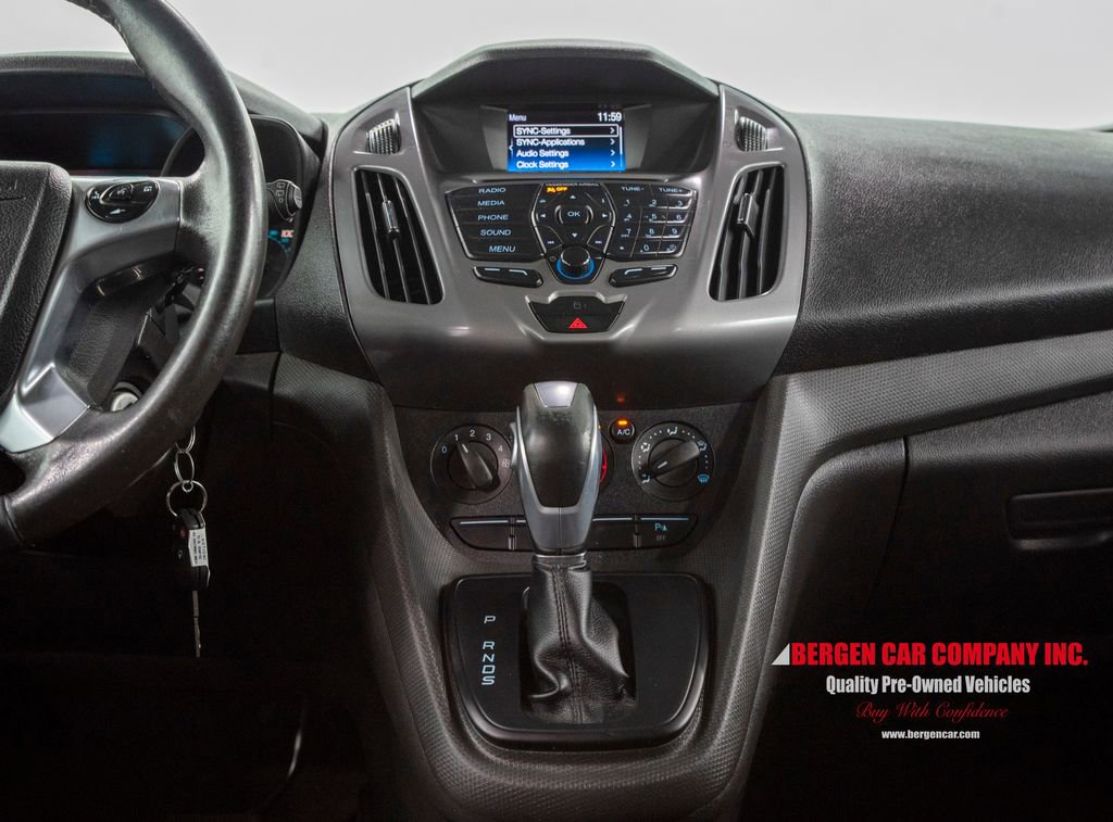 Used 2017 Ford Transit Connect XLT image 18