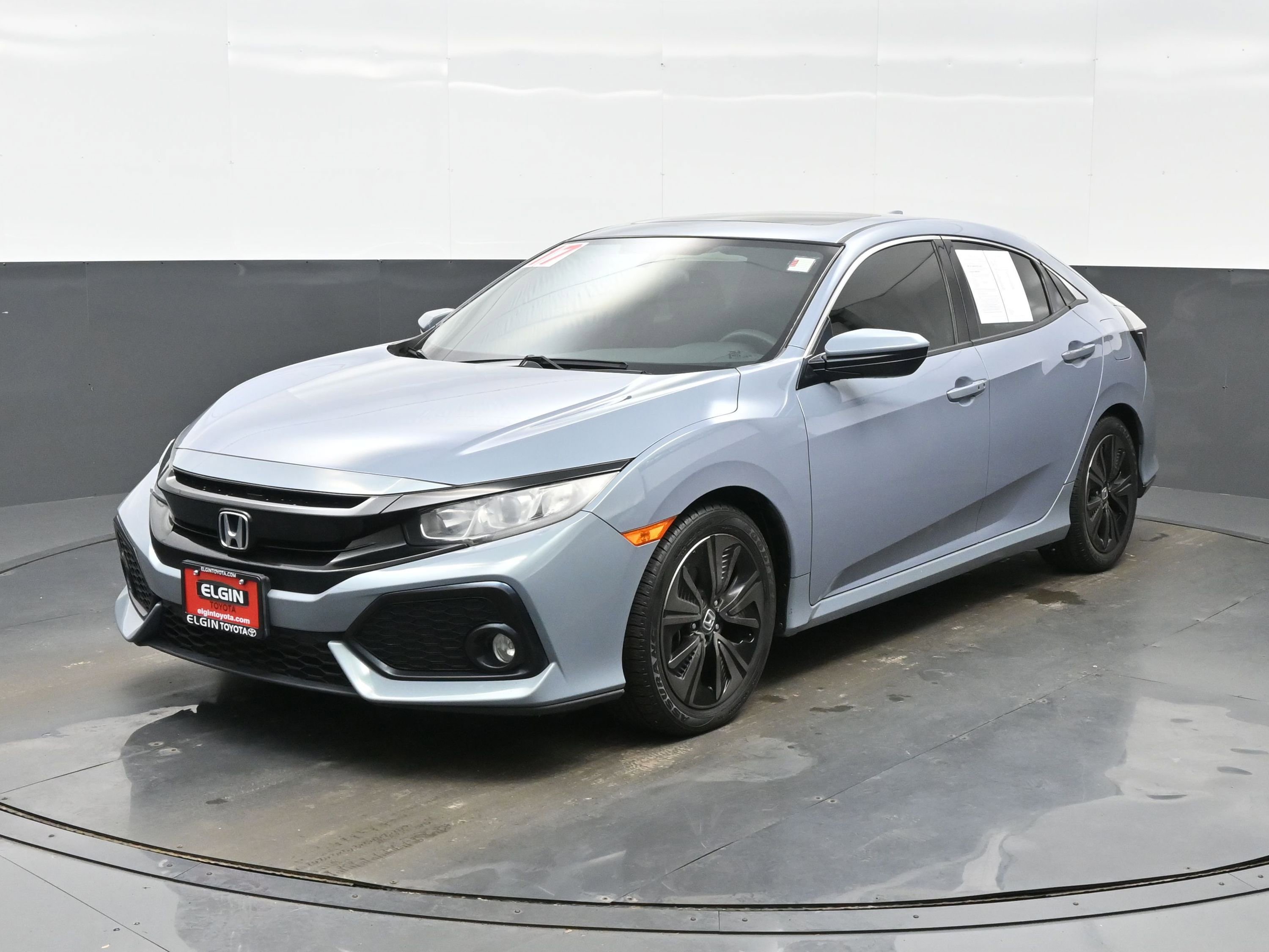 Used 2017 Honda Civic EX image 2