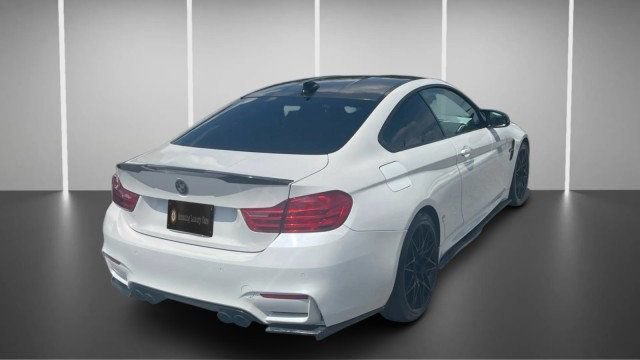 Used 2017 BMW M4 Coupe RWD image 5