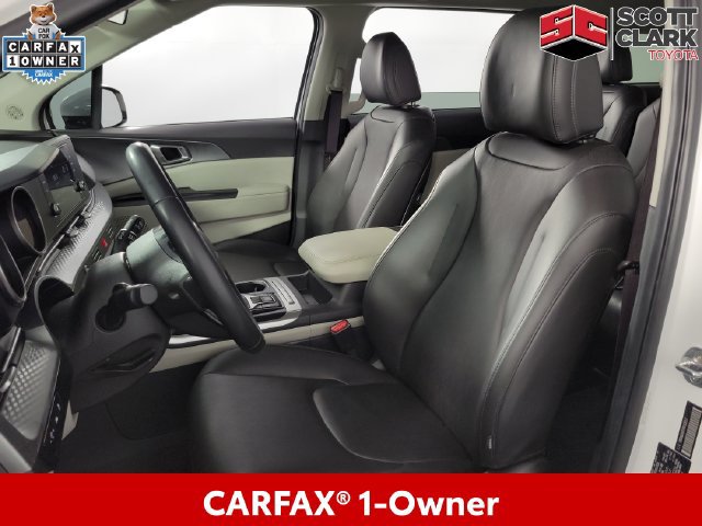 Used 2022 Kia Carnival LX FWD image 14