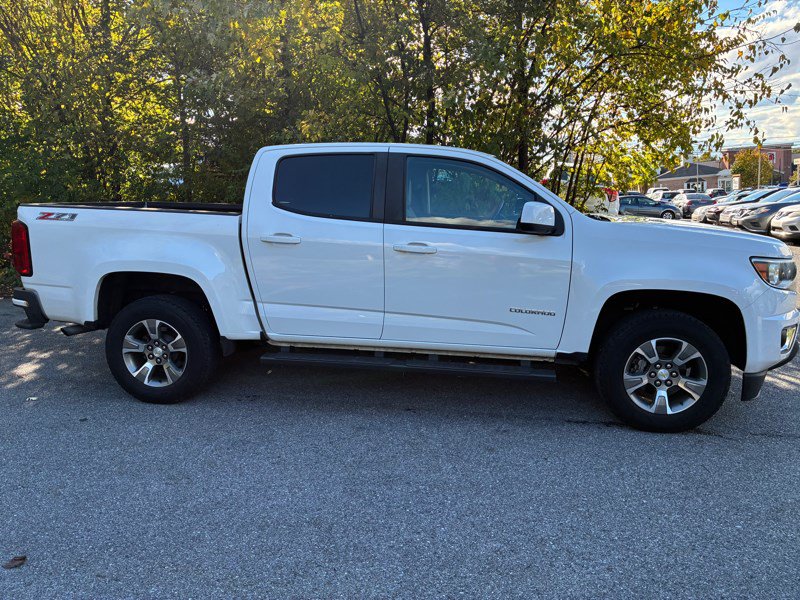 Used 2019 Chevrolet Colorado Z71 AWD/4WD image 4