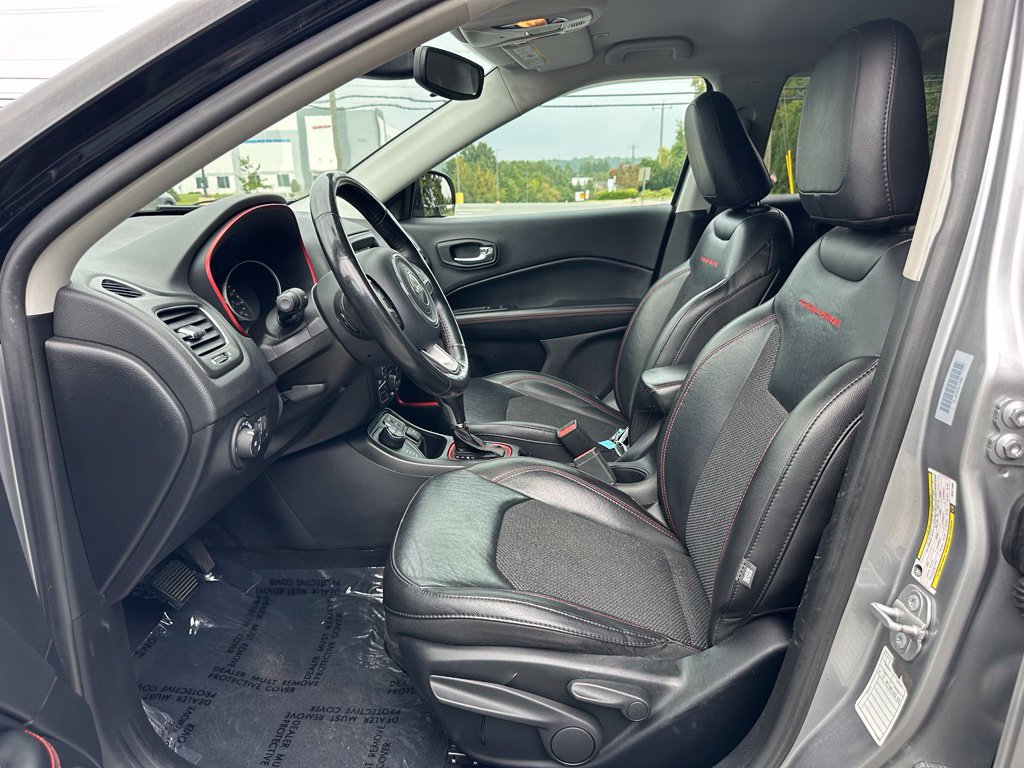 Used 2019 Jeep Compass Trailhawk AWD/4WD image 12