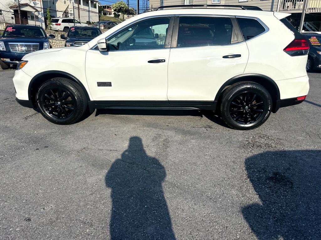 Used 2017 Nissan Rogue SV image 27