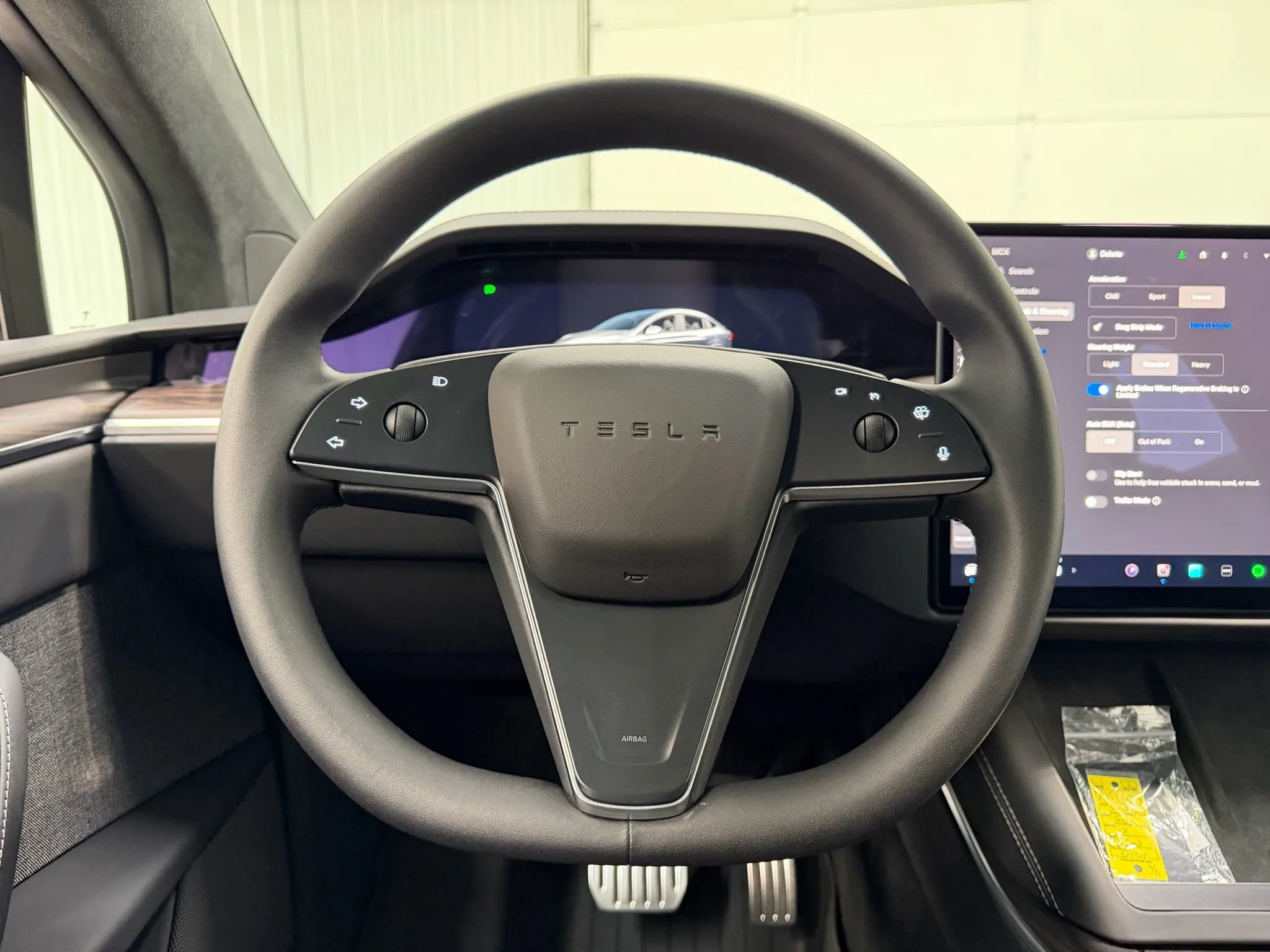 Used 2025 Tesla Model X image 21
