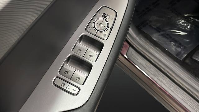Used 2025 Hyundai Palisade SEL image 21