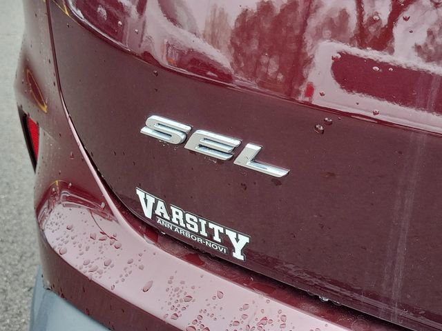 Used 2024 Ford Edge SEL w/ Convenience Package image 7