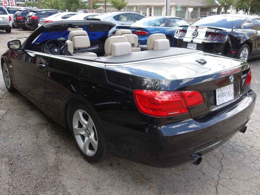 Used 2013 BMW 335i Convertible image 5
