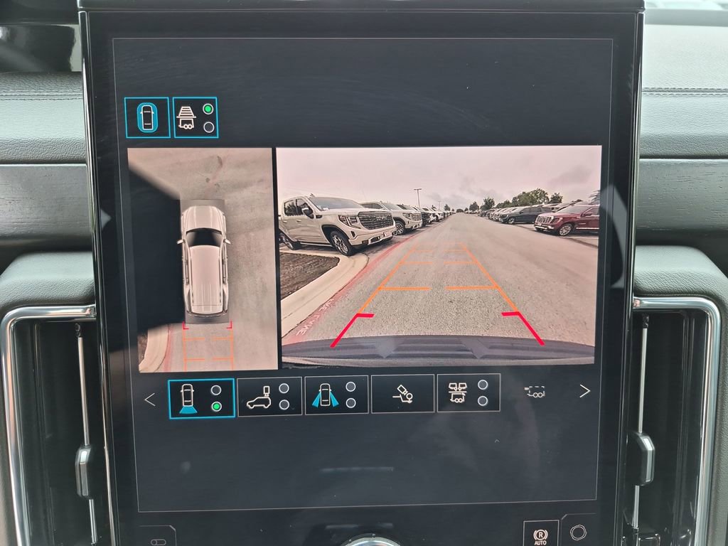 New 2026 GMC Yukon Denali w/ Denali Reserve Package AWD/4WD image 31