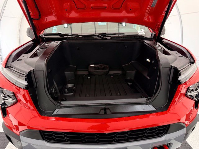 Used 2026 Chevrolet Silverado EV Trail Boss AWD/4WD image 9