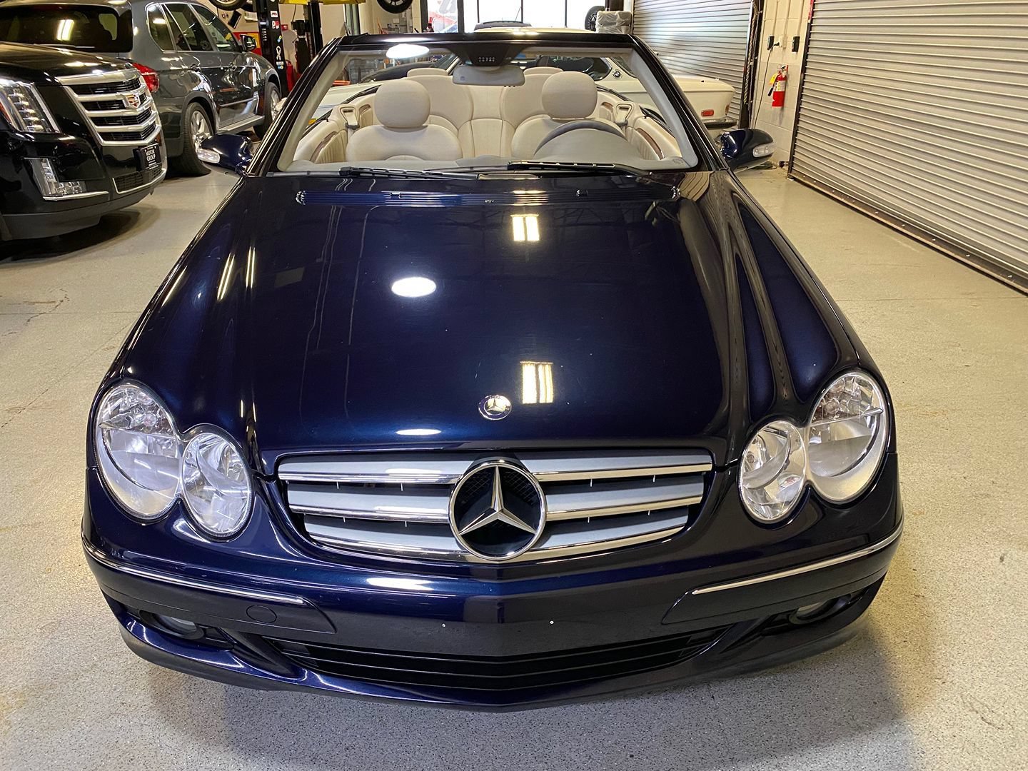 Used 2007 Mercedes-Benz CLK 350 Cabriolet image 2