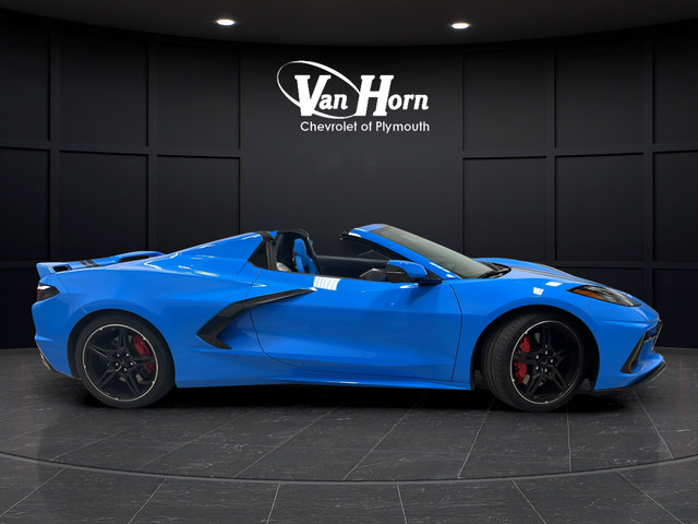 Used 2020 Chevrolet Corvette Stingray Premium Conv w/ 3LT Preferred Equipment Group RWD image 9