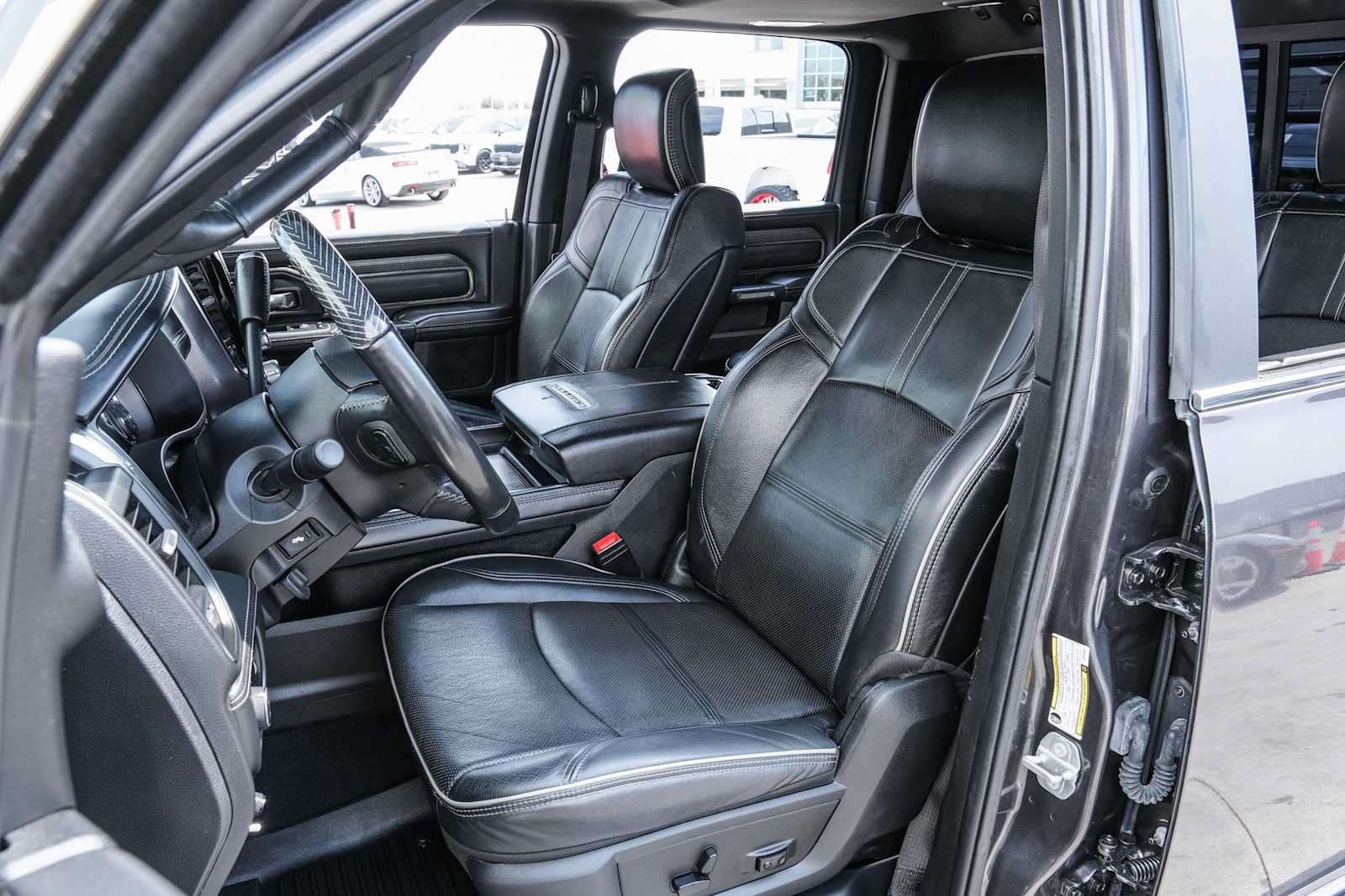 Used 2020 RAM 3500 Limited AWD/4WD image 30