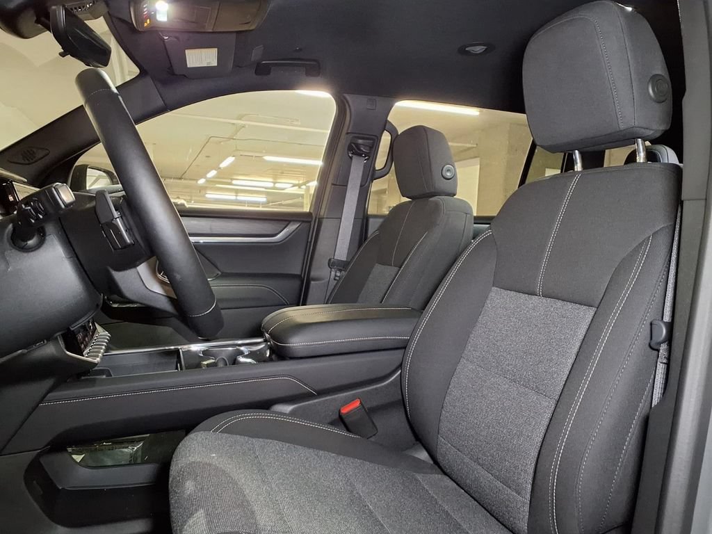 Used 2026 GMC Acadia Elevation w/ Black Edition AWD/4WD image 11