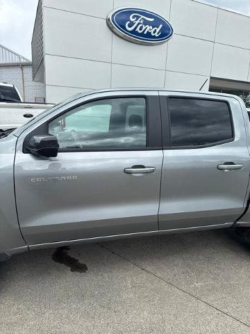 Used 2024 Chevrolet Colorado LT w/ LT Convenience Package III RWD image 14