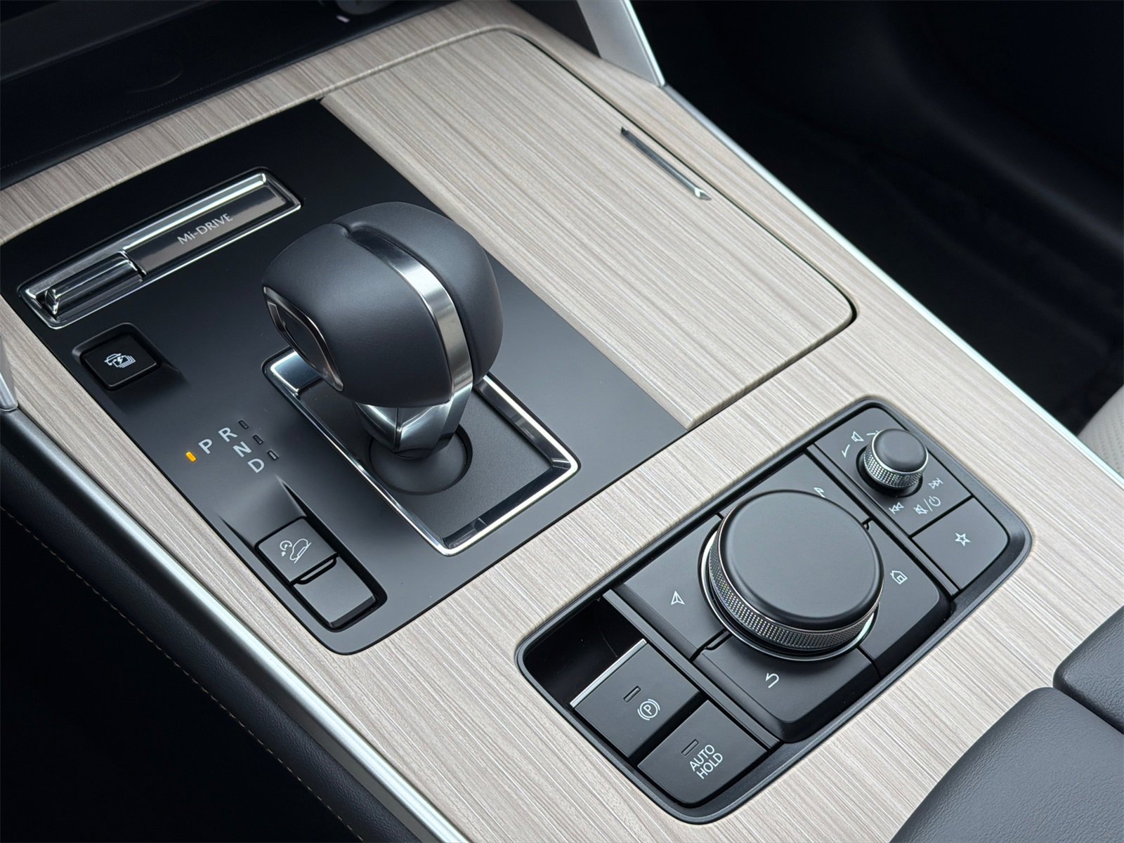 New 2026 MAZDA CX-90 Plug-In Hybrid w/ Preferred image 31