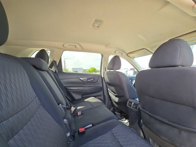 Used 2019 Nissan Rogue S w/ Special Edition Package FWD image 26