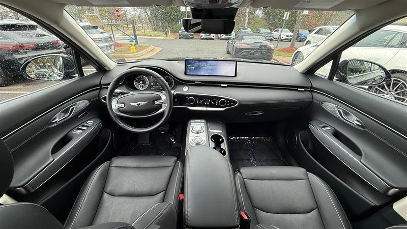 Used 2024 Genesis GV70 2.5T w/ Advanced Package image 24