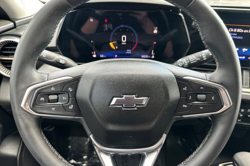 Used 2025 Chevrolet Trax ACTIV w/ Driver Confidence Package image 20