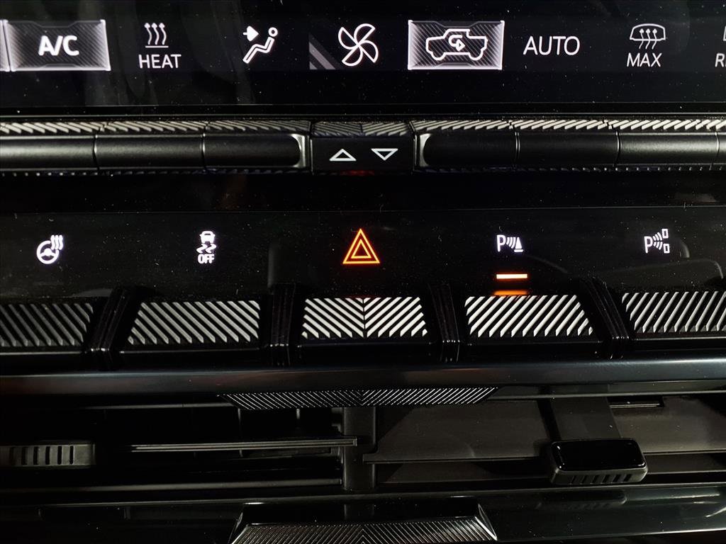 New 2026 GMC Hummer EV 4x4 Crew Cab image 13