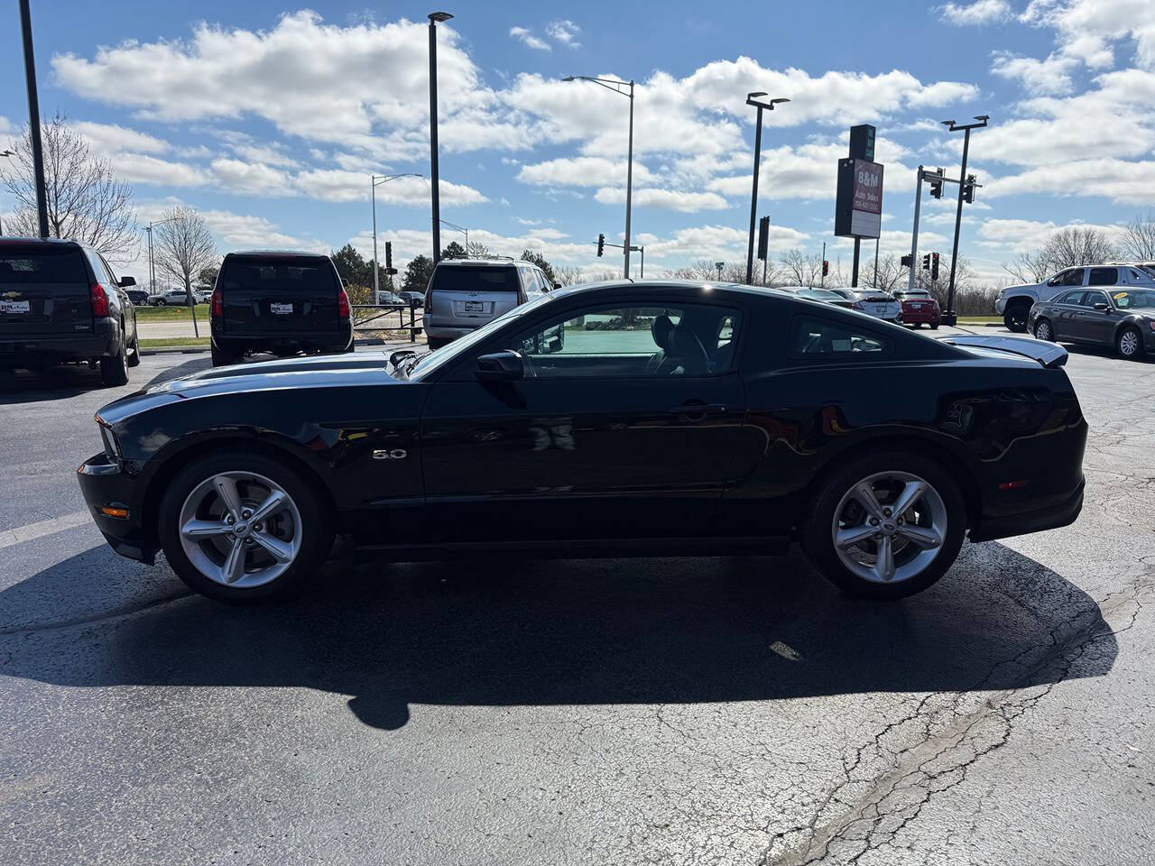 Used 2011 Ford Mustang GT Premium w/ Electronics Pkg RWD image 4
