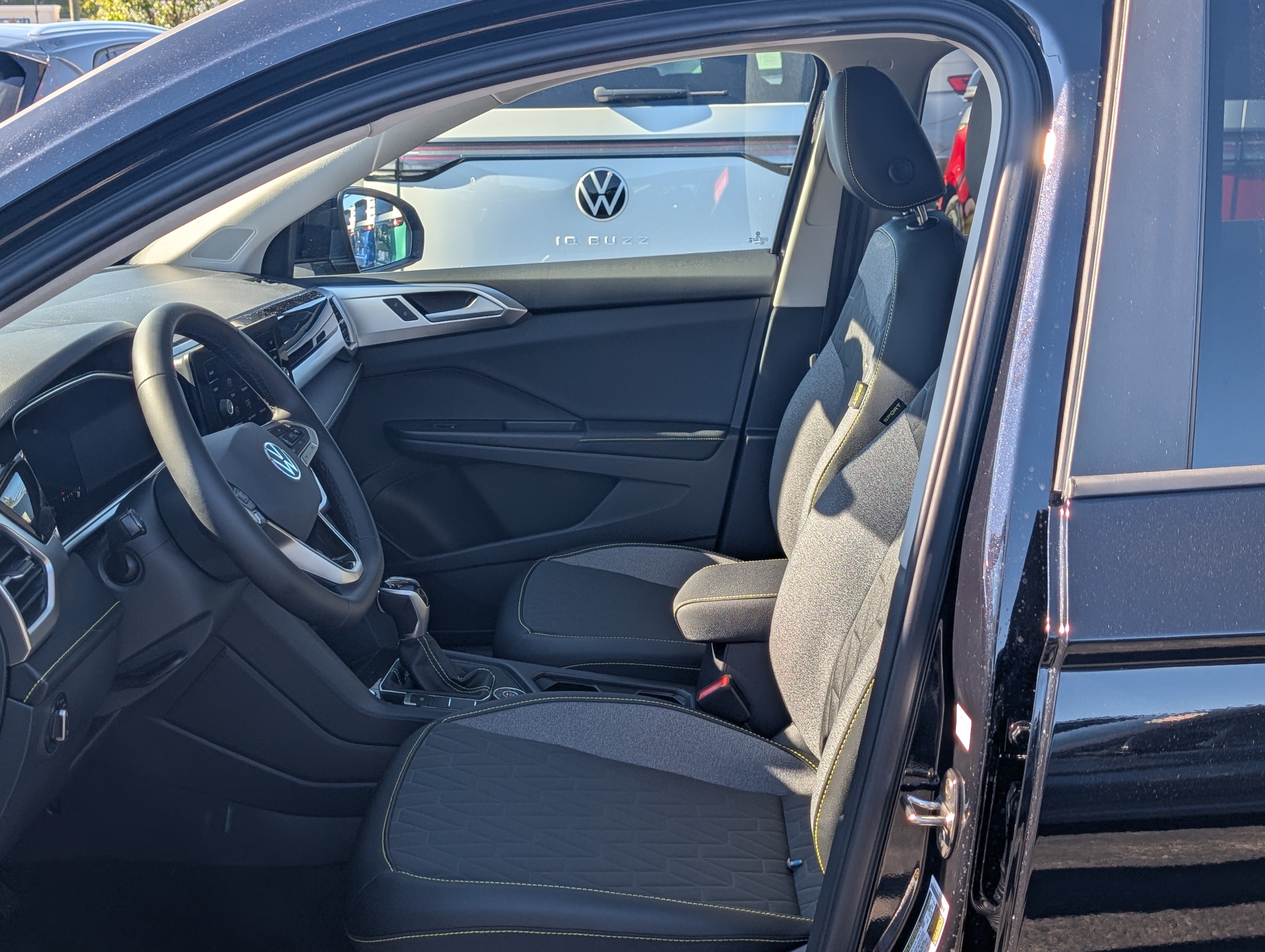 New 2027 Volkswagen Taos Sport AWD/4WD image 12