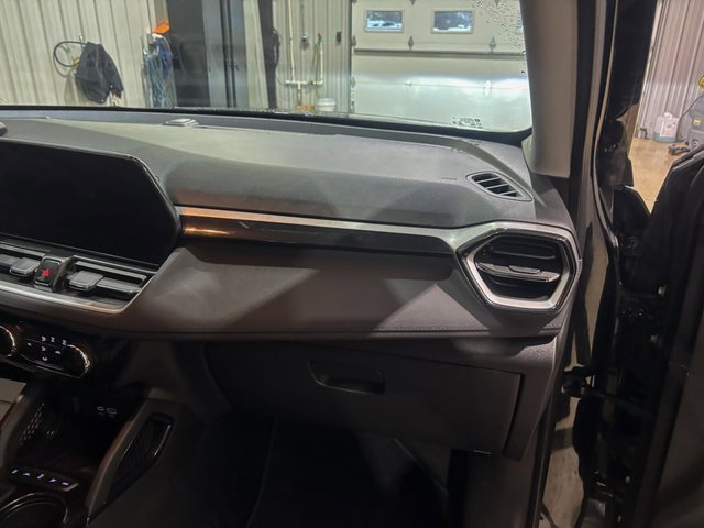 Used 2024 Chevrolet TrailBlazer LT w/ Driver Confidence Package image 28